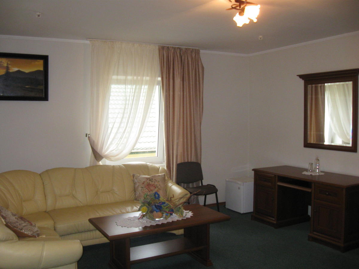 Hotel Mirage Sudovaya Vishnya 객실 사진
